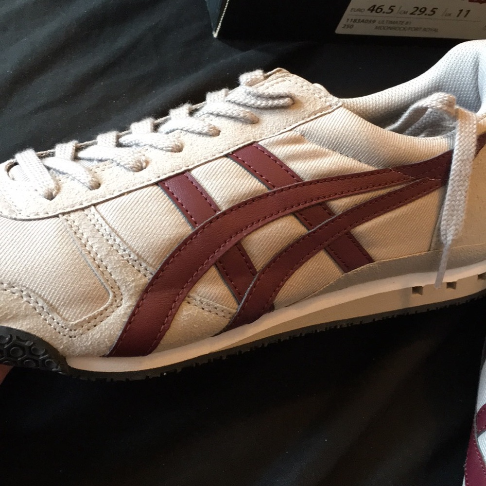 Onitsuka Tiger ultimate 81 Men 12 Women 13.5